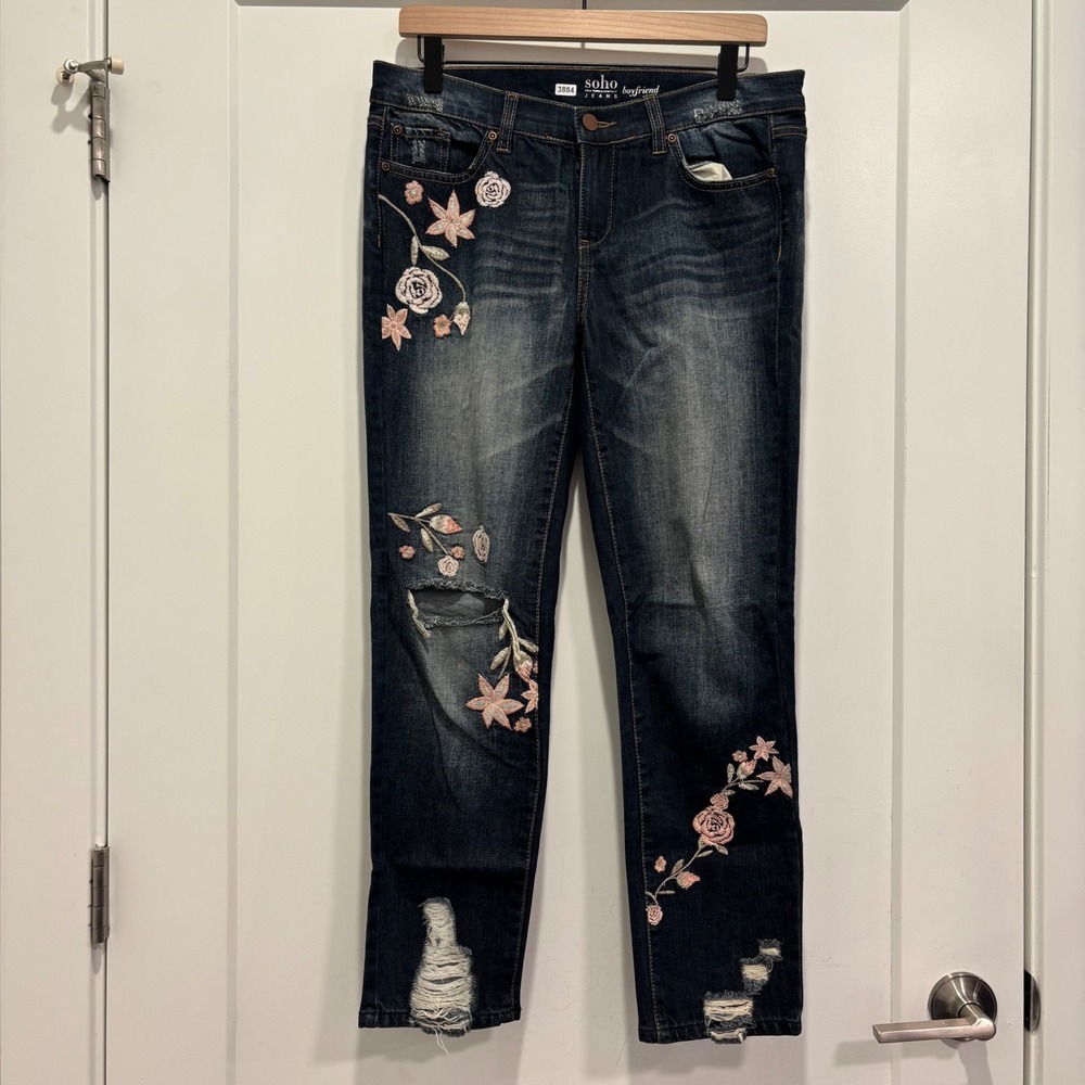 Soho New York & Company Boyfriend Jeans Dark Wash Floral Embroidered Ripped 6